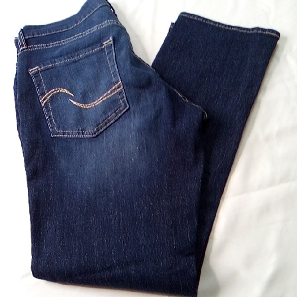 Blue Straight Leg Jeans with Classic Dark Wash - Picture 3 of 10
